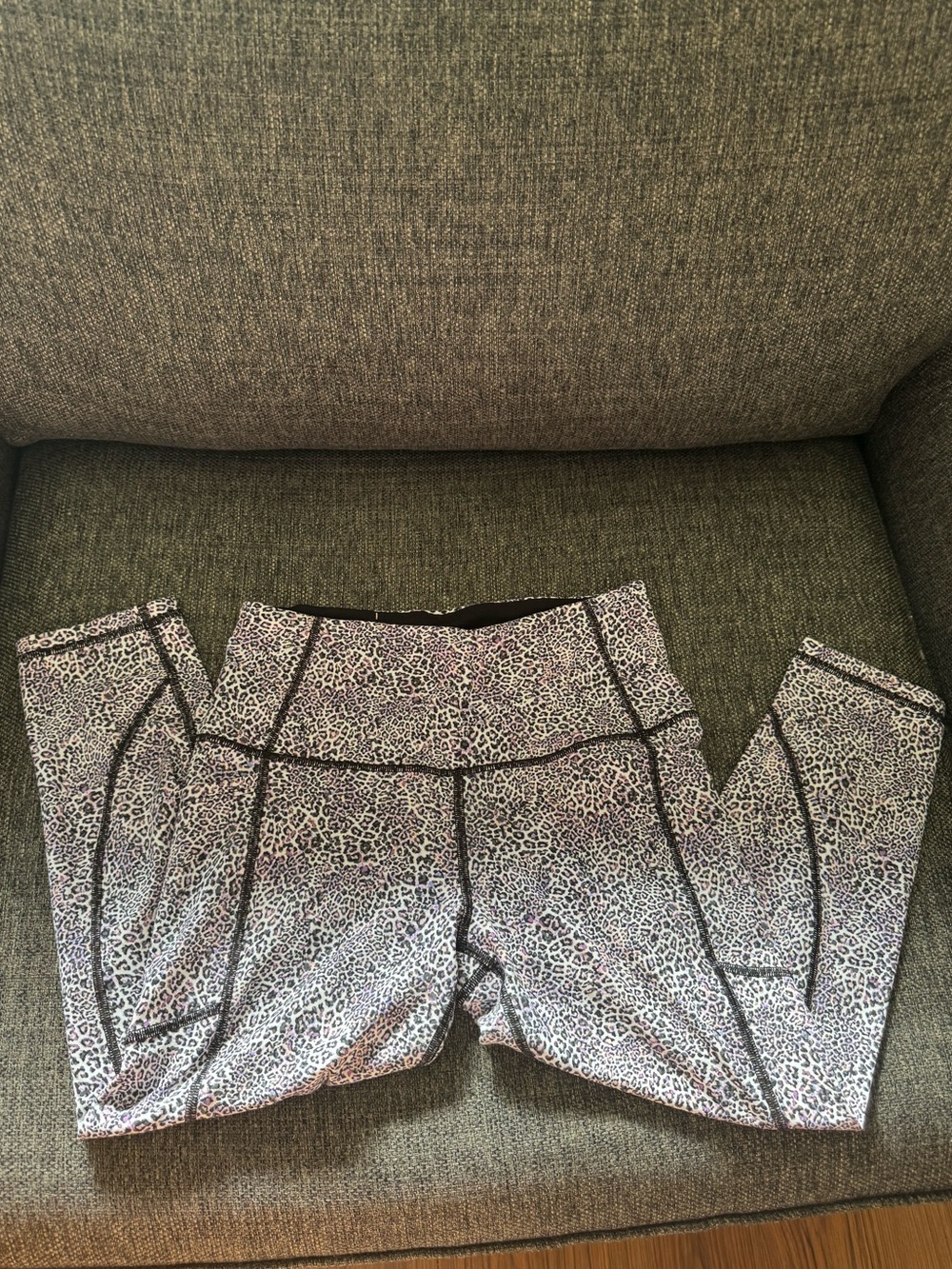 KnockoutBy Victoria Secret Purple Leopard Print Active Capri Leggings